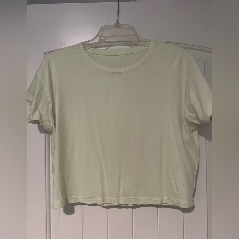 Lulu Lemon All Yours Cropped - Size 4